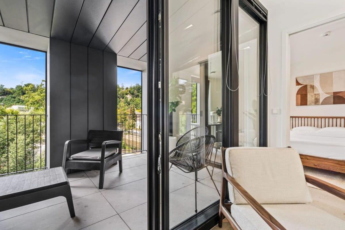 Luxurious 2Br Apt With Balcony In Luxembourg 아파트 외부 사진